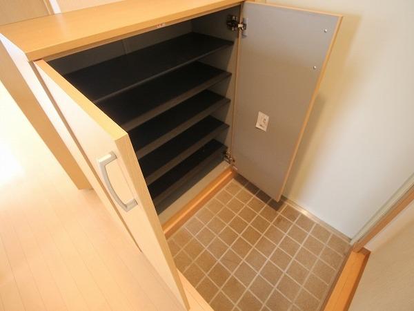 稲城市大丸のマンション