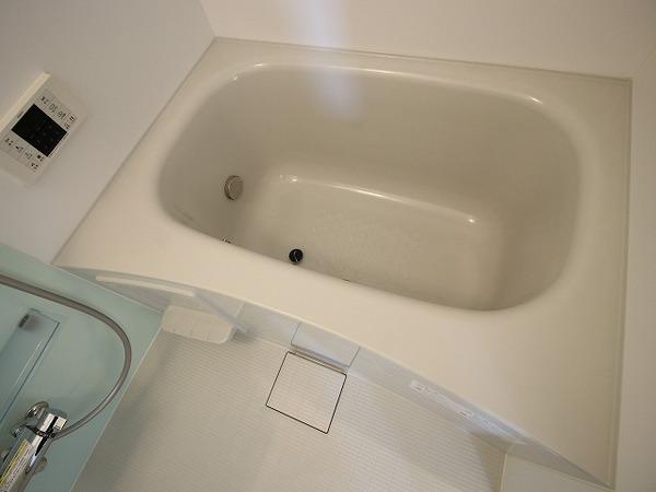 稲城市東長沼のマンション
