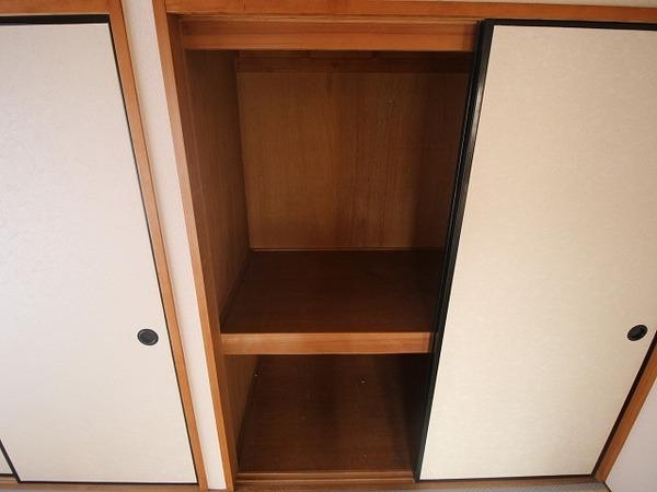 稲城市百村のマンション