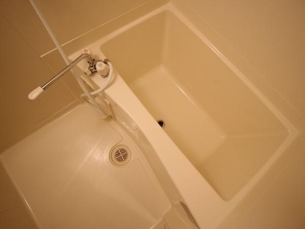 稲城市坂浜のマンション