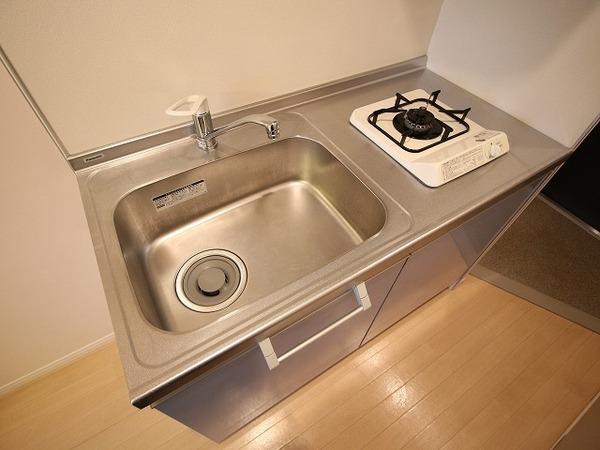 稲城市坂浜のマンション