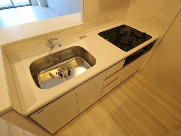 稲城市東長沼のマンション