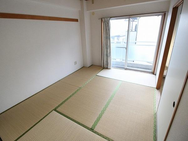 川崎市多摩区菅馬場２丁目のマンション