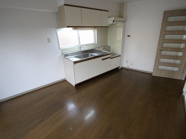 川崎市多摩区菅馬場２丁目のマンション