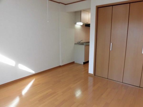 稲城市矢野口のアパート