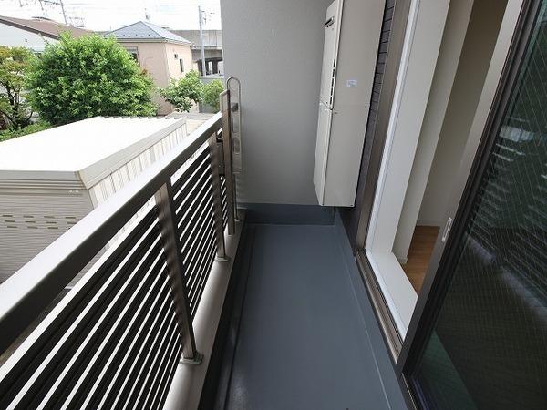 稲城市東長沼のマンション
