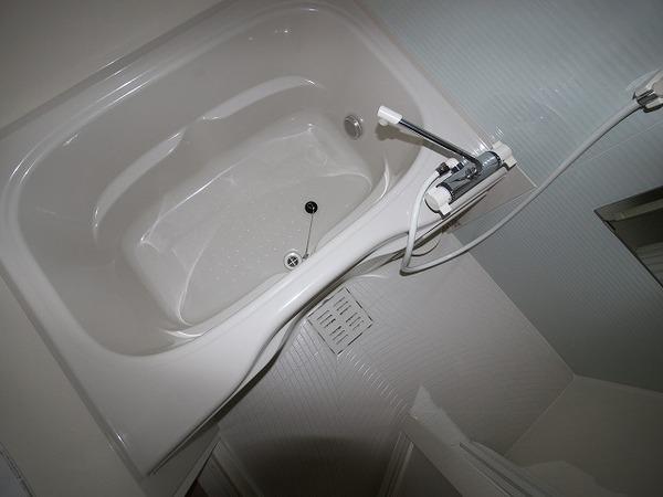稲城市東長沼のマンション