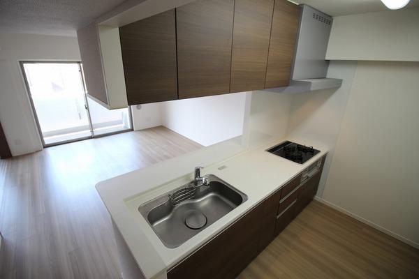 稲城市押立のマンション