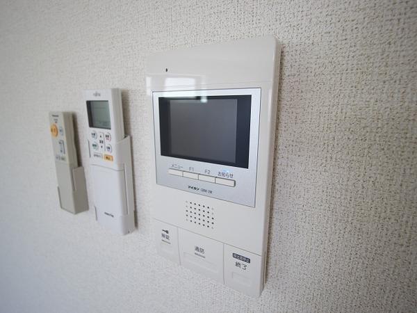 稲城市大丸のアパート