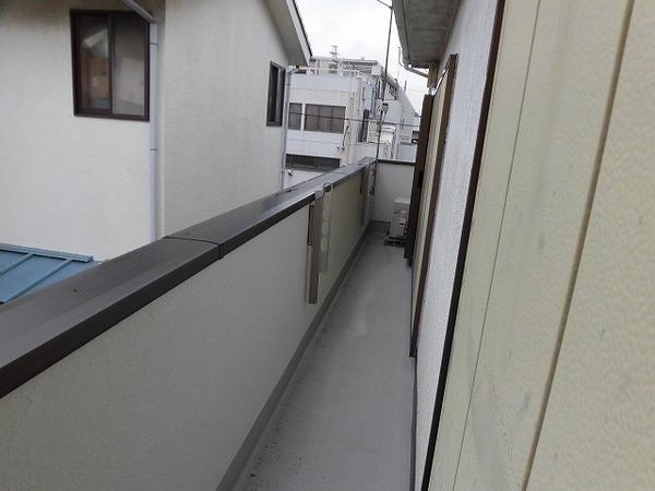稲城市東長沼の貸家