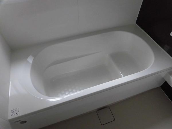 稲城市東長沼の貸家