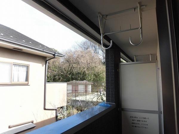 稲城市大丸のアパート