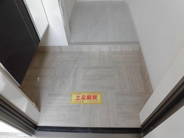稲城市大丸のアパート