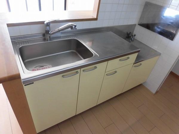稲城市百村のマンション