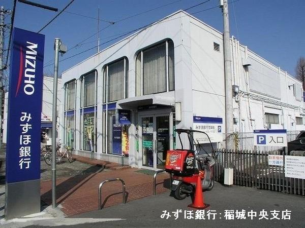 パイン・ヒルズ弐番館