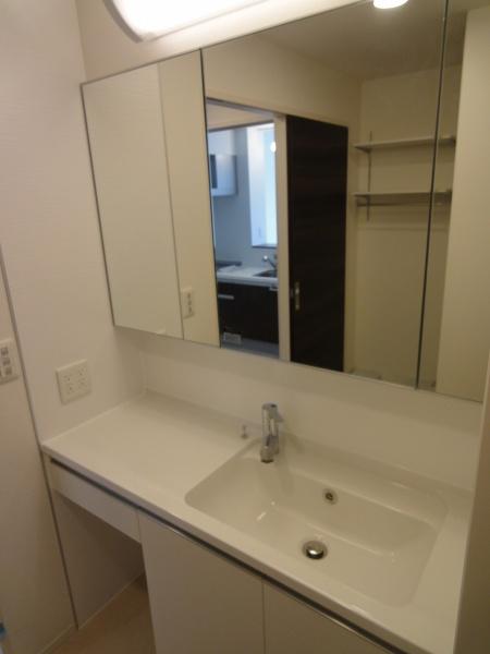 稲城市矢野口のアパート