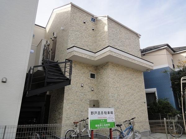 川崎市多摩区菅野戸呂のアパート