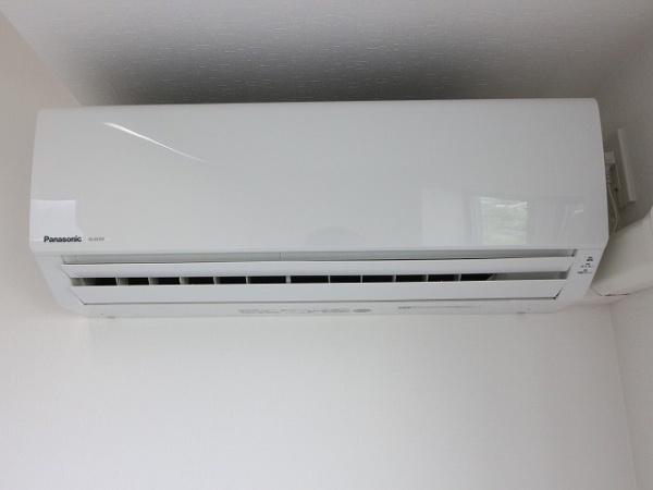 稲城市東長沼のアパート