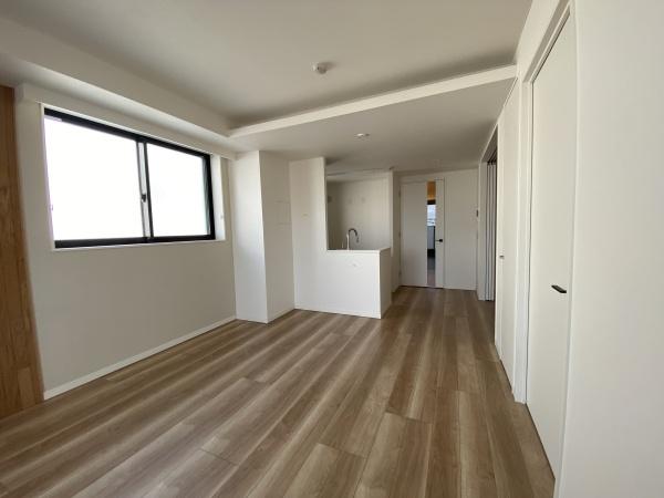 稲城市百村のマンション