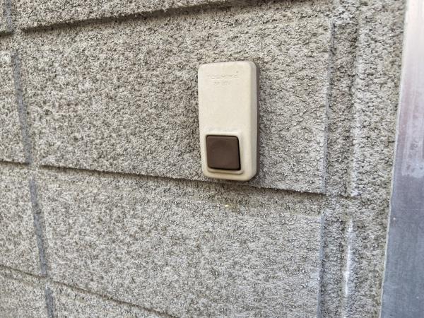 稲城市百村のアパート