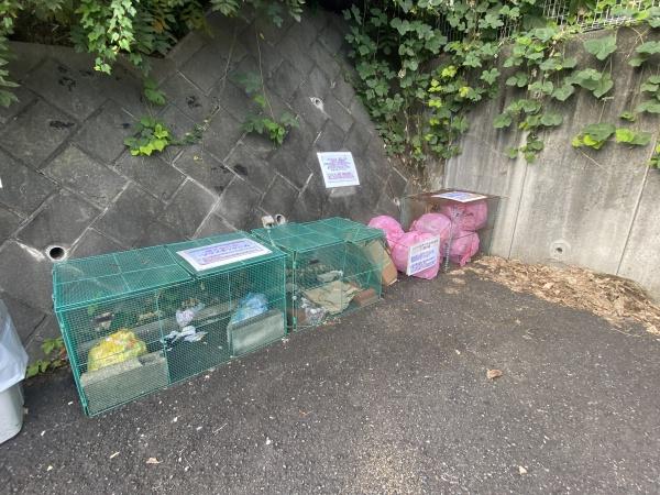 稲城市百村のアパート