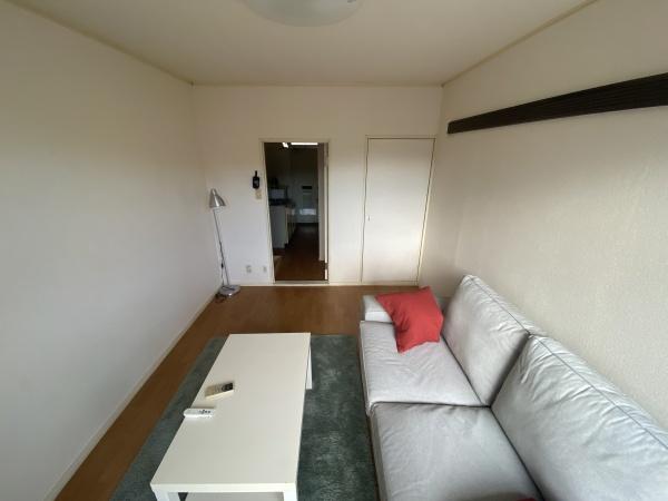 稲城市百村のアパート