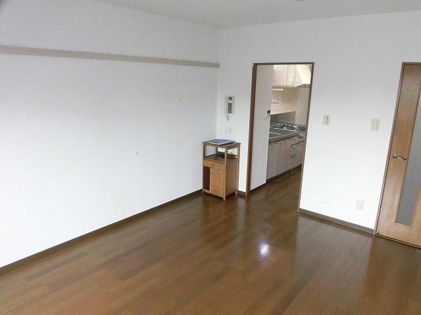 稲城市押立のマンション