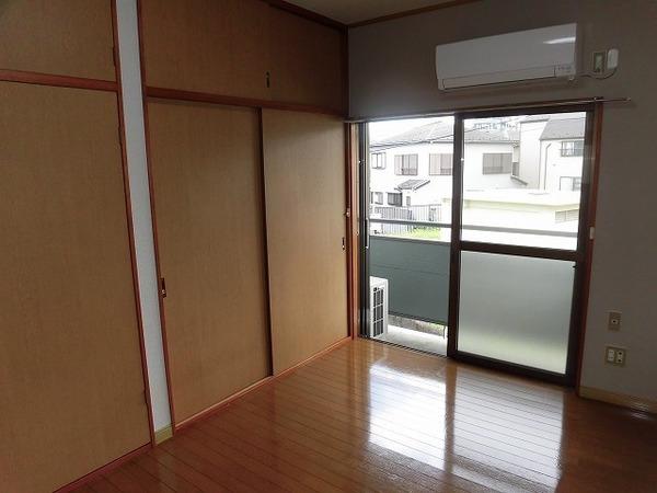 川崎市多摩区菅５丁目のテラスハウス