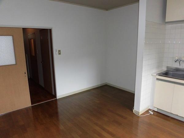 川崎市多摩区菅５丁目のテラスハウス