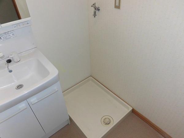 川崎市多摩区菅５丁目のテラスハウス