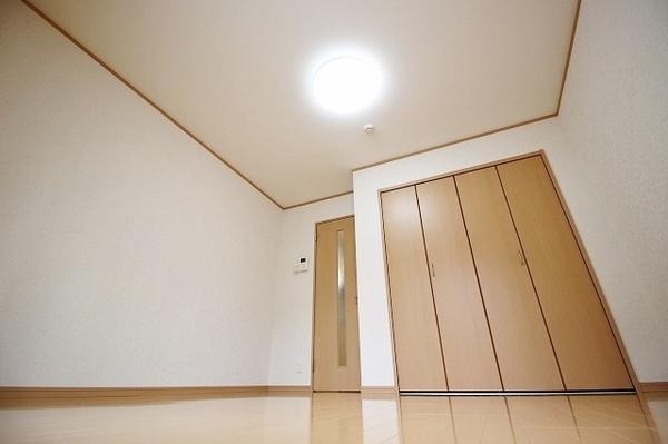 稲城市矢野口のアパート