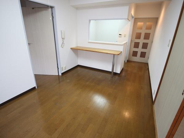 稲城市東長沼のマンション