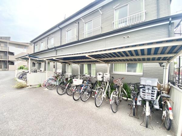 稲城市東長沼のマンション