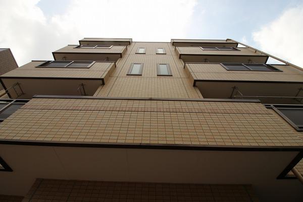 稲城市大丸のマンション