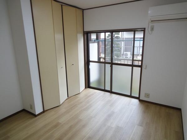 稲城市大丸のアパート