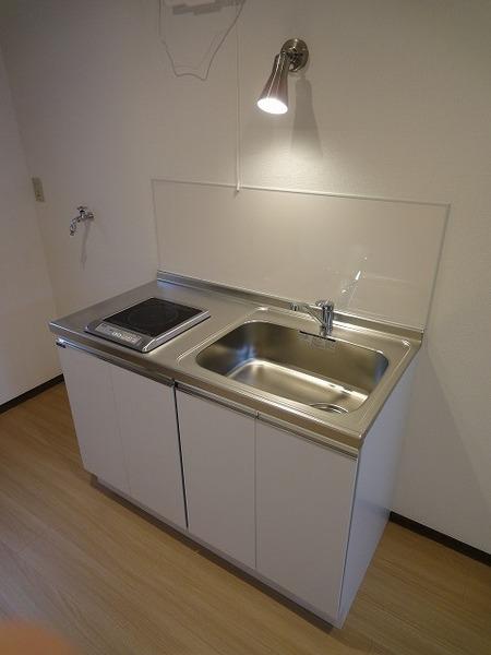 稲城市大丸のアパート