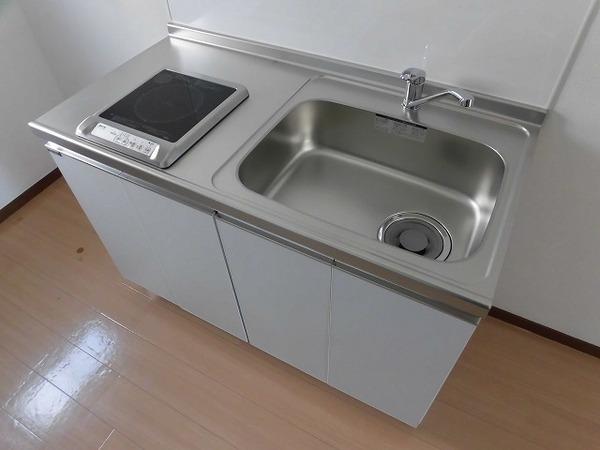 稲城市大丸のアパート
