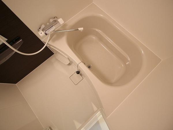 川崎市多摩区菅６丁目のアパート