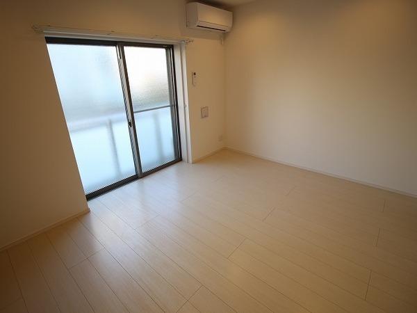 川崎市多摩区菅６丁目のアパート