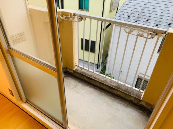 稲城市百村のマンション