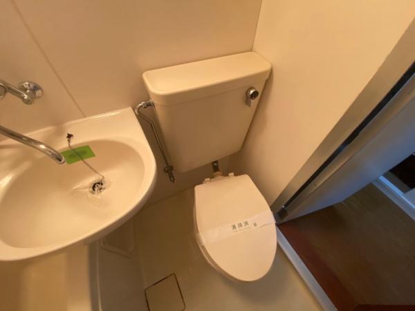 稲城市押立のアパート