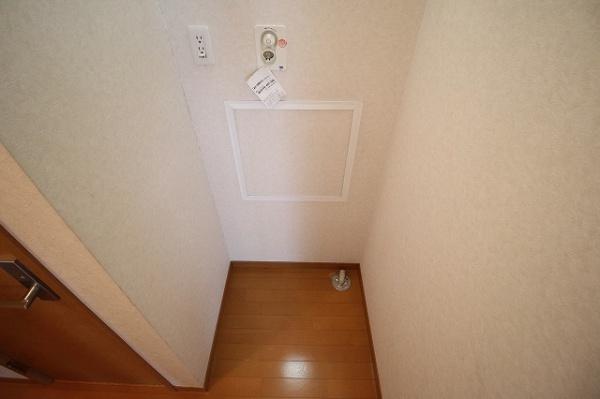 稲城市大丸のアパート