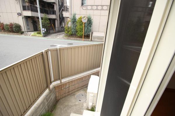 稲城市大丸のアパート