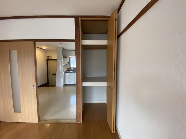 稲城市東長沼のマンション