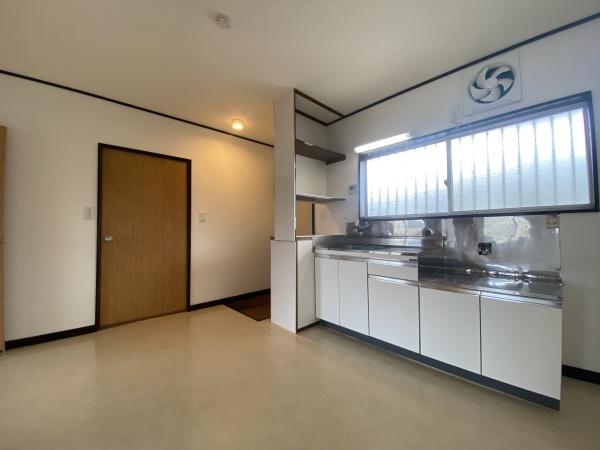稲城市東長沼のマンション