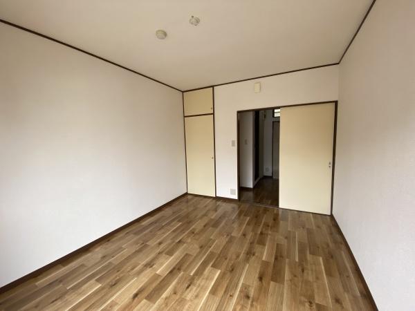 稲城市大丸のアパート