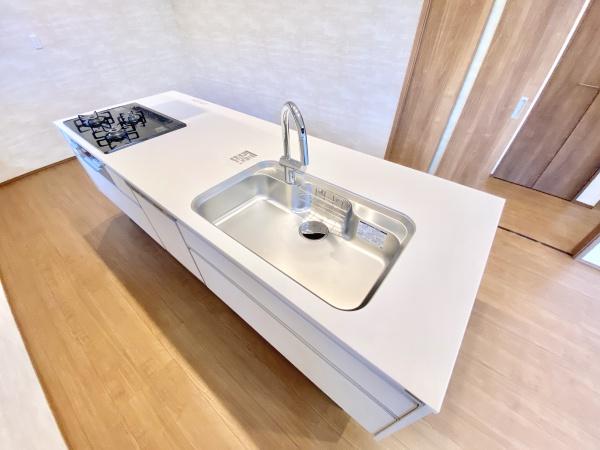 稲城市東長沼の貸家
