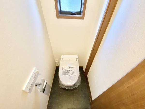 稲城市東長沼の貸家