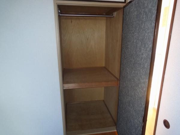 稲城市東長沼のマンション