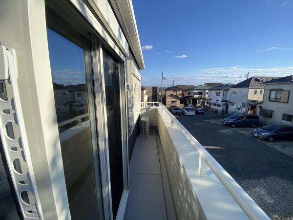 稲城市東長沼の貸家